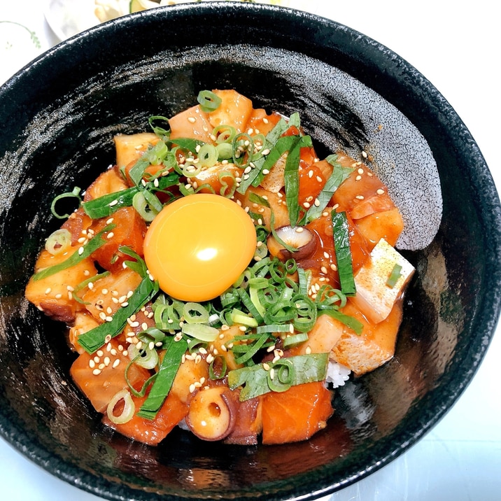 本格的な海鮮ユッケ丼 サーモン たこ ぶり レシピ 作り方 By あおい ᴗ 楽天レシピ 本格的な海鮮ユッケ丼 サーモン たこ ぶり レシピ 作り方 By あおい ᴗ 楽天レシピ
